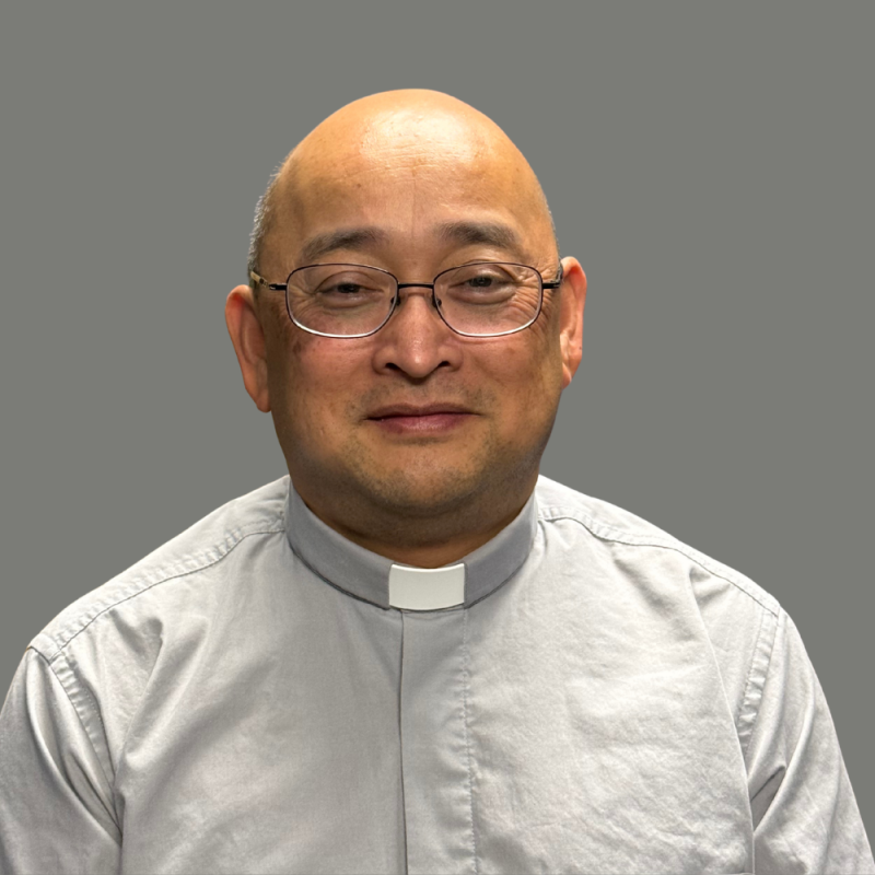 Deacon Binh Davis
